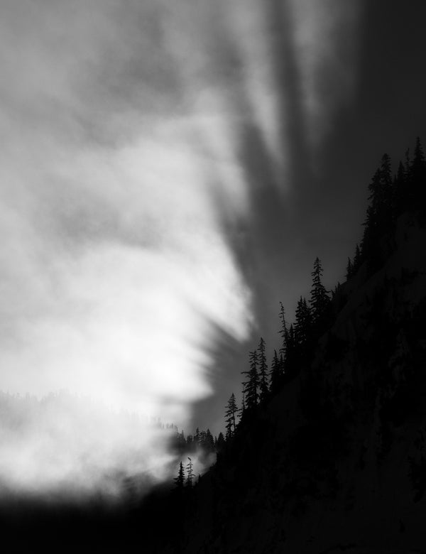 Scott Rinckenberger Photography- Snow Lake Sunrise Light Beams